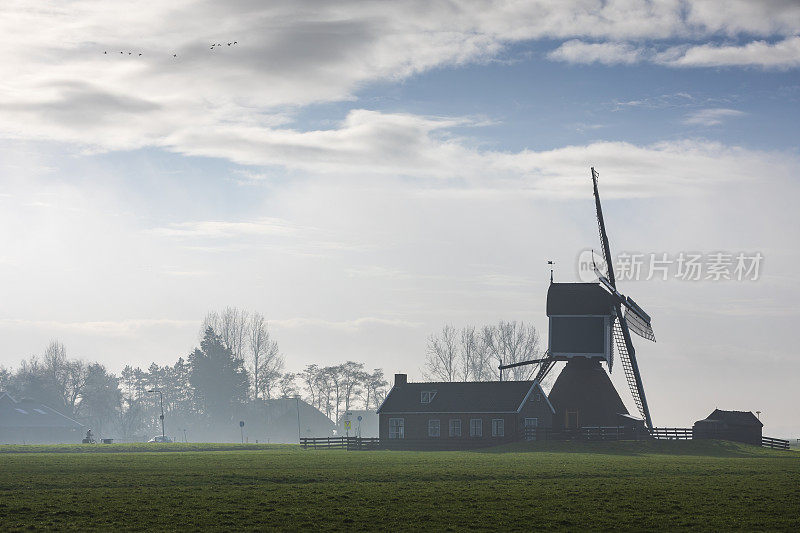 Grote Molen(大磨坊)位于荷兰Hazerswoude附近